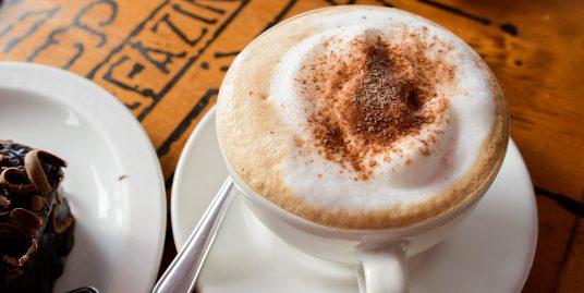 5 DAYS COFFEE SHOP IN SYDNEY CBD WITH VERY GOOD PROFIT!!!